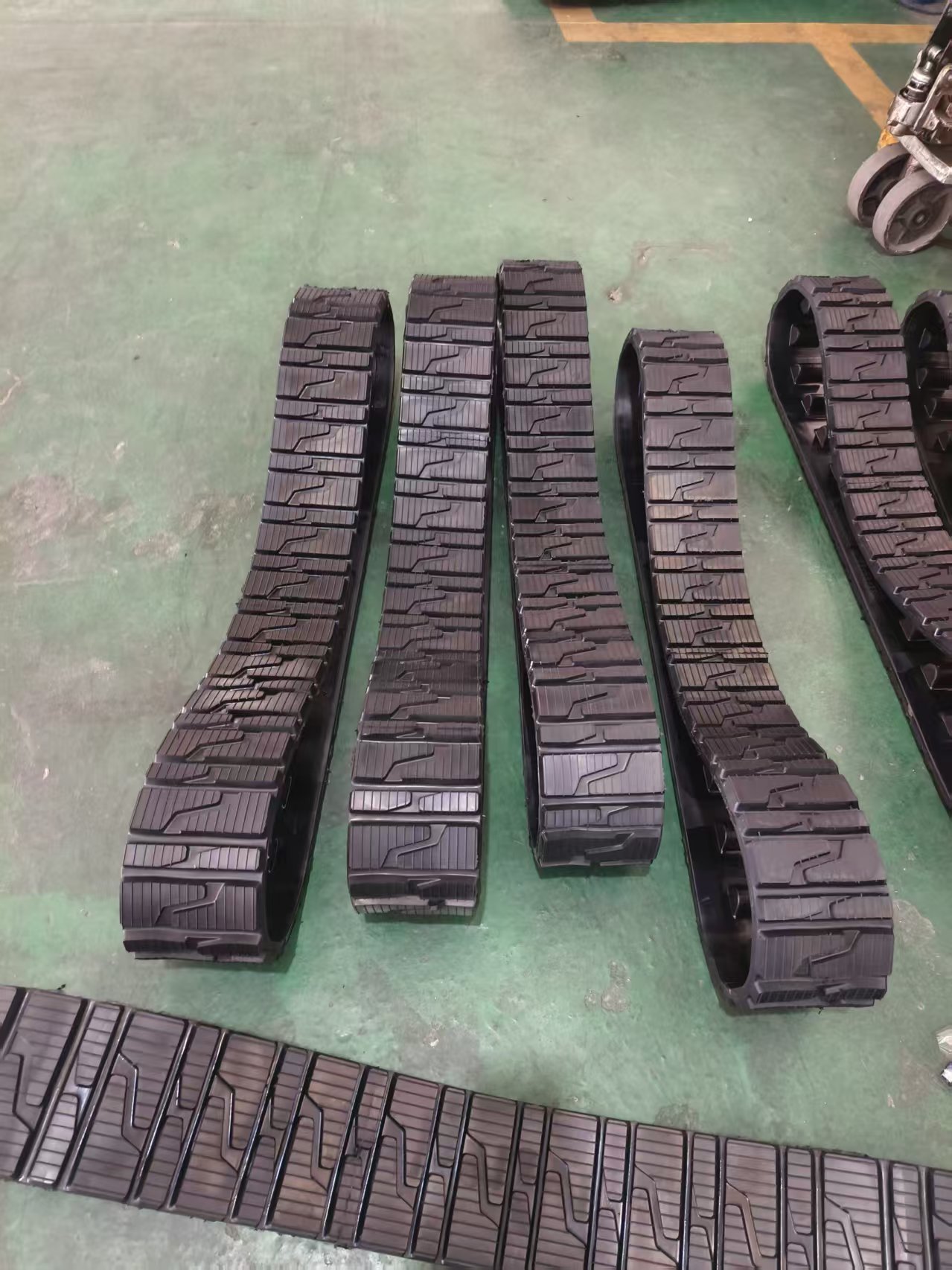 Toro Dingo Rubber Tracks | OEM Replacement
